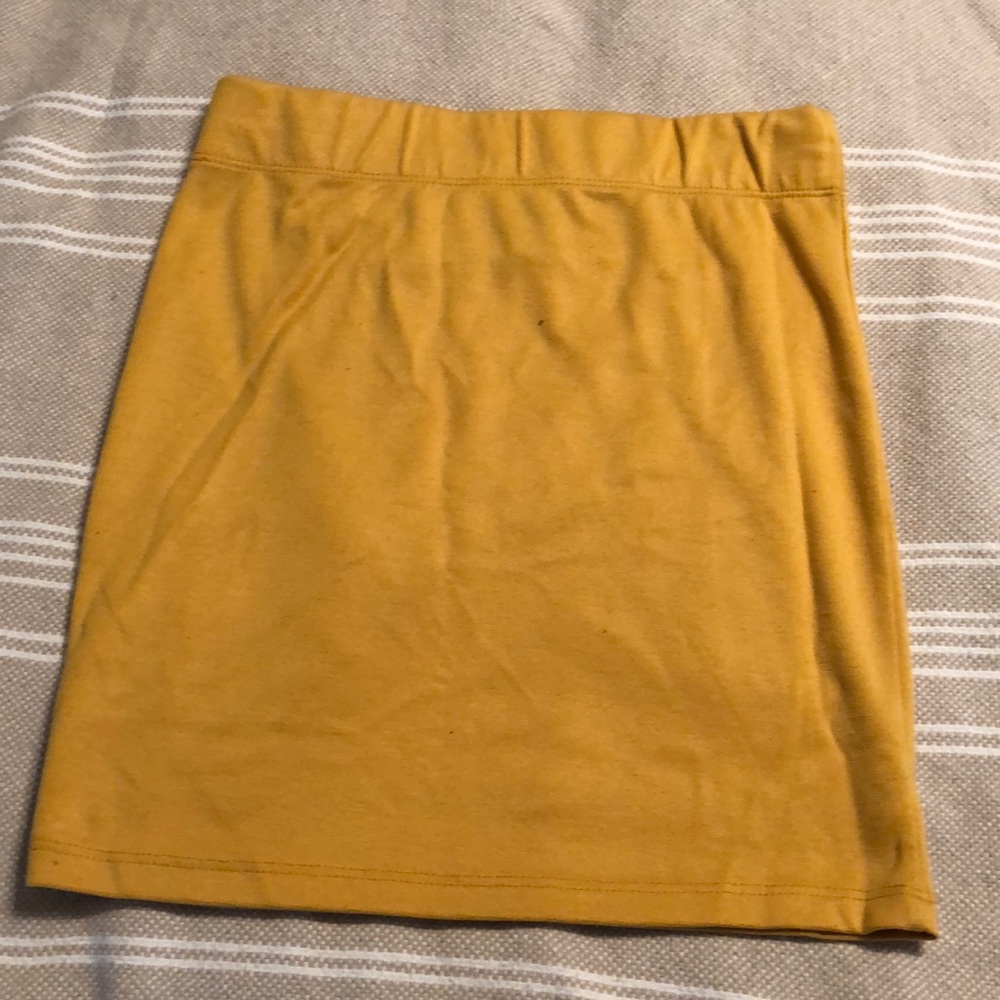 Yellow skirt